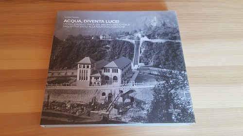 Acqua diventa luce - luce!, storia